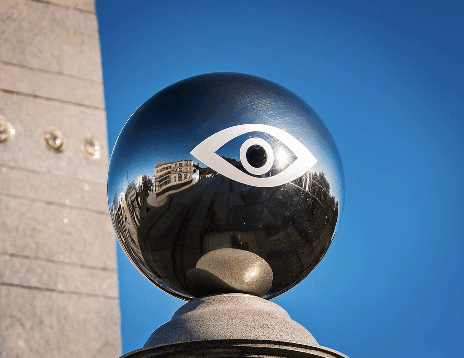Worldcoin en Argentina: Una mirada crítica y personal